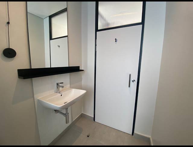 1 BEDROOM APARTMENT FOR SALE IN SANDTON CENTRAL